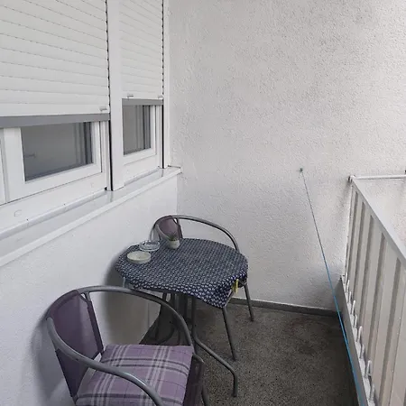 Valeria * سبليت